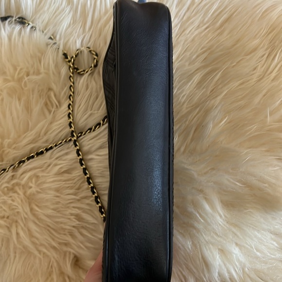 Authentic Black Leather Coach Crossbody Purse with Gold Chain Strap - Picture 4 of 16